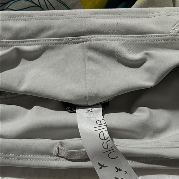 Oiselle Women's Shorts - size 2 - Picture 6 of 7